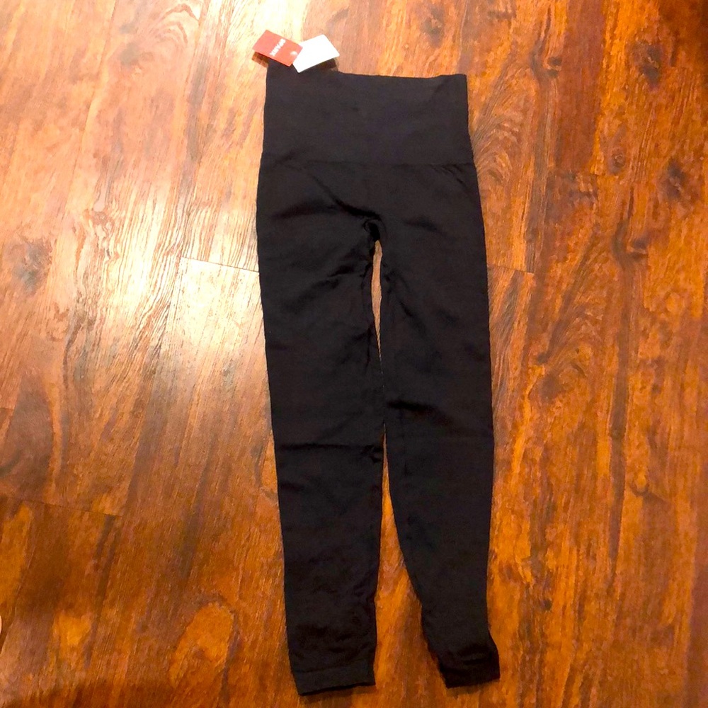 Brand new Spanx small petite black leggings